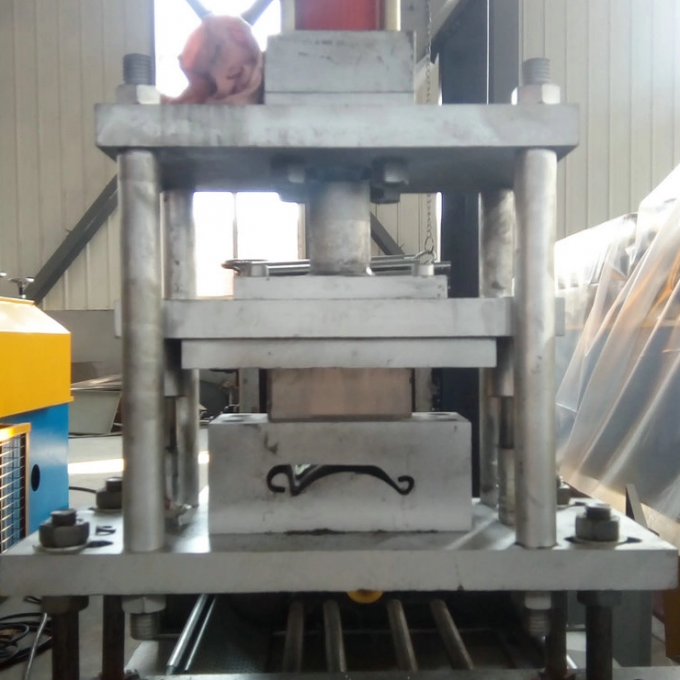 Galvanized Cold Steel Door Making Machine High Production 3T Carrying